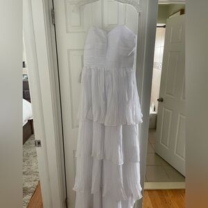 Floor length, white flowy bridal dress! Size 4 and never worn!